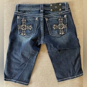 Miss Me Bermuda short size 28